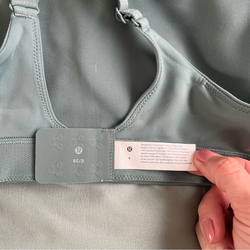 Lululemon In Alignment Straight Strap Bra - Picture 3 of 5